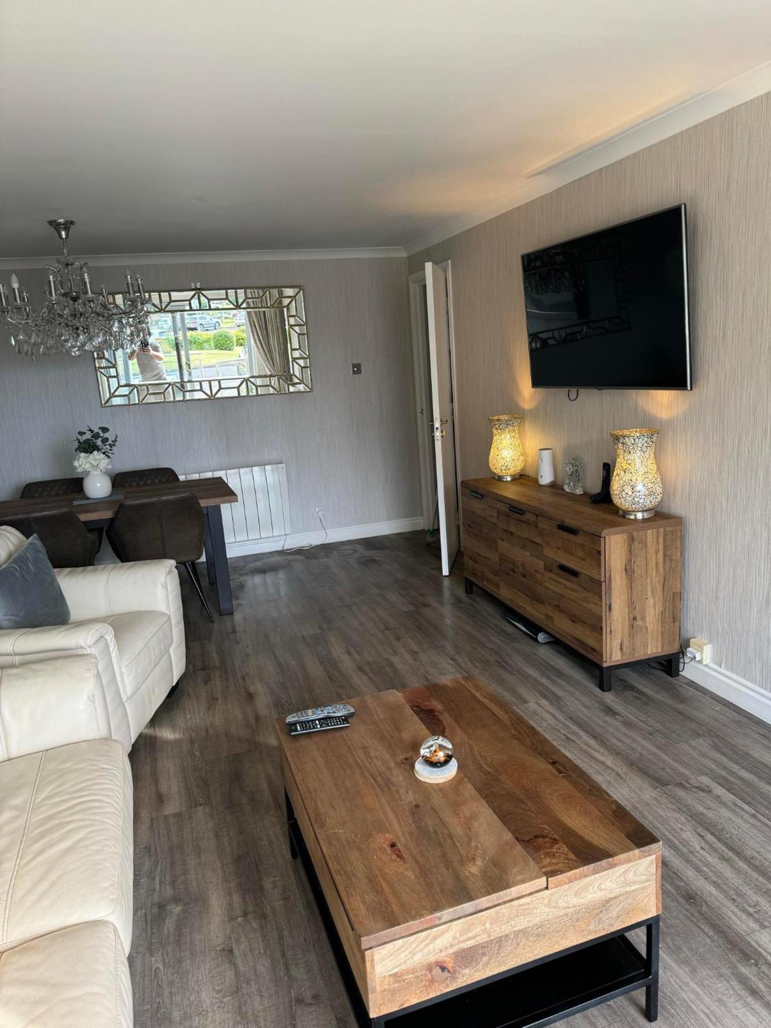 Largs Sea Front, Modern Apartment Camera foto